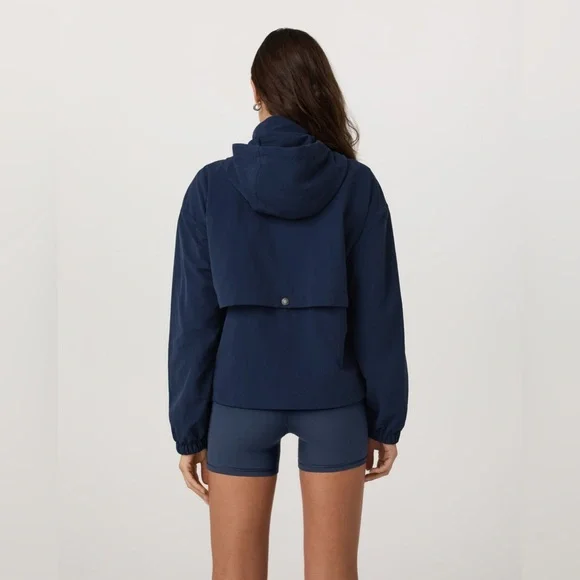 NWT Vuori Women's Bayside Jacket in Blue Coast - Picture 4 of 9